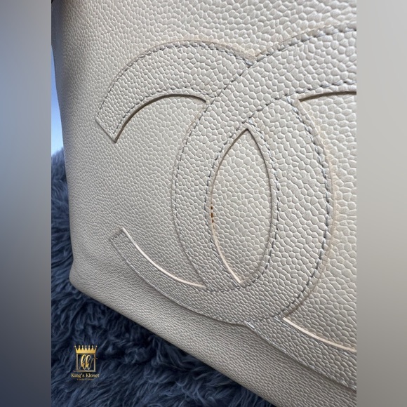 Chanel Timeless Tote Bag - Picture 13 of 15